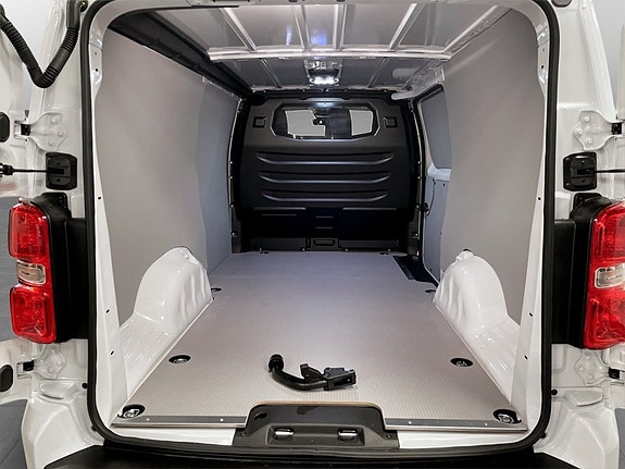 Opel Vivaro 13 of 14