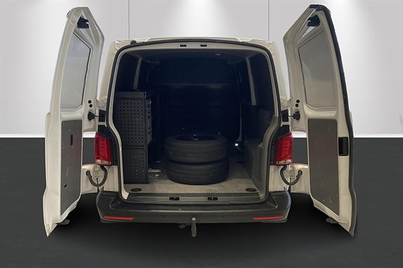 Volkswagen Transporter 6 of 17