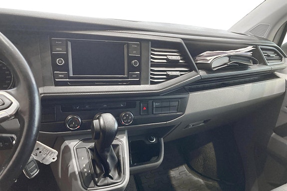 Volkswagen Transporter 14 of 17
