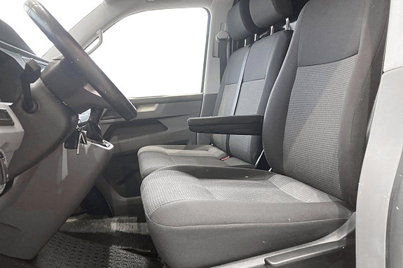 Volkswagen Transporter 12 of 17