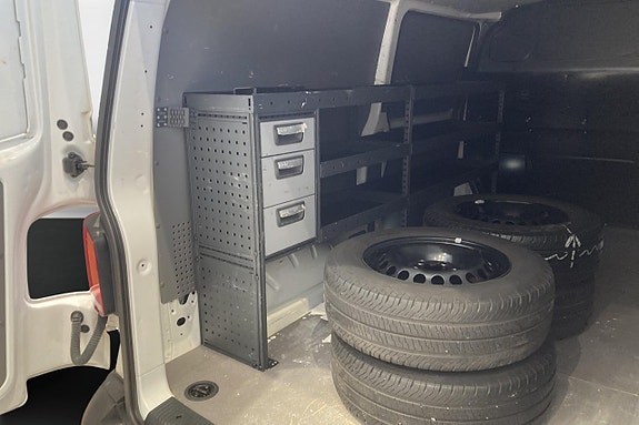 Volkswagen Transporter 8 of 17