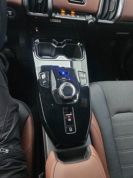 Suzuki eVitara 9 of 18