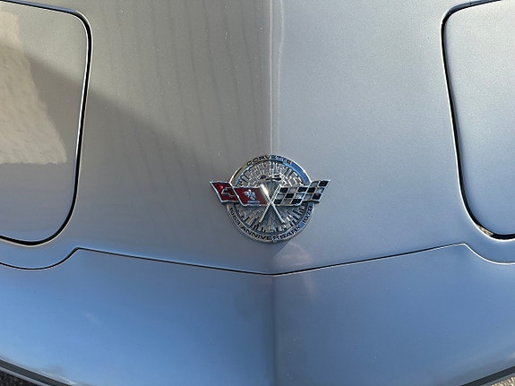Chevrolet Corvette 20 of 24