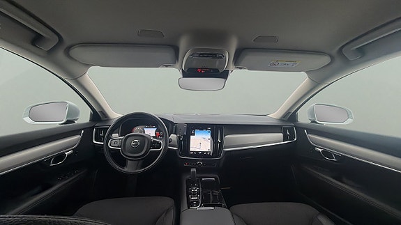 Volvo V90 10 of 24