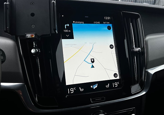 Volvo V90 17 of 24