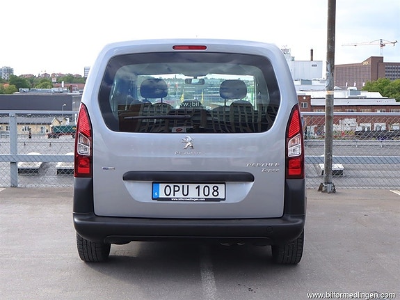 Peugeot Partner Tepee 15 of 18