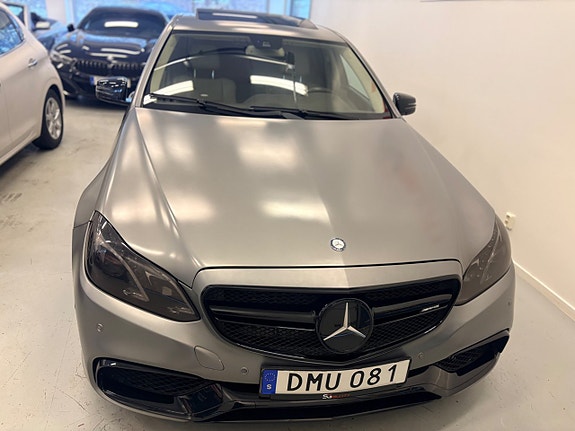 Mercedes-Benz E63 3 of 27