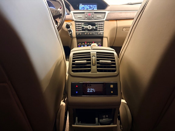 Mercedes-Benz E63 20 of 27