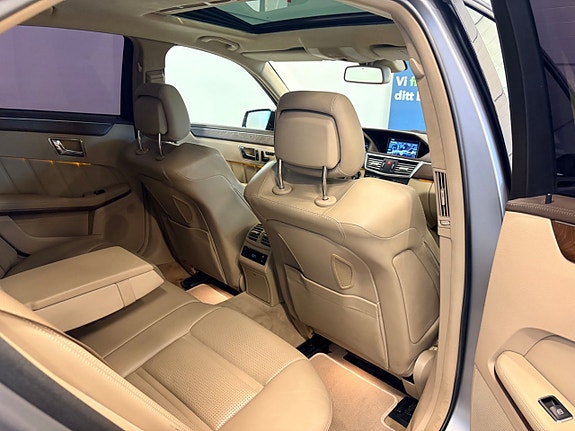 Mercedes-Benz E63 14 of 27