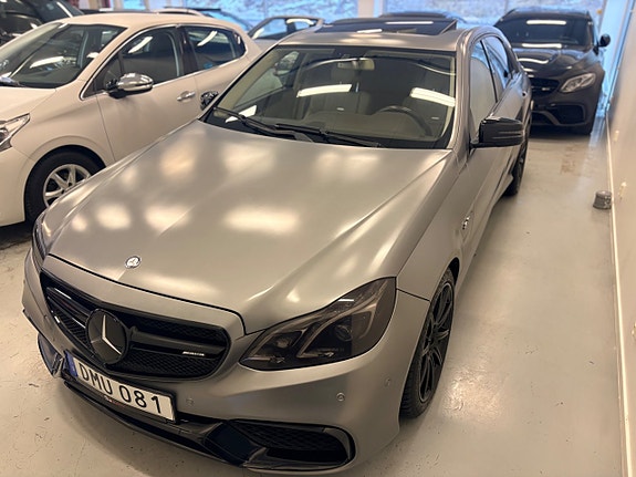 Mercedes-Benz E63 2 of 27