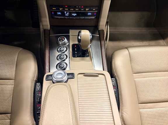 Mercedes-Benz E63 19 of 27