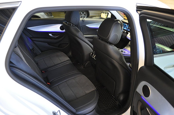 Mercedes-Benz E220 d 14 of 15