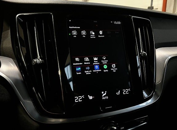Volvo V60 14 of 24
