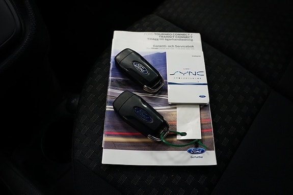 Ford Transit Connect 12 of 13