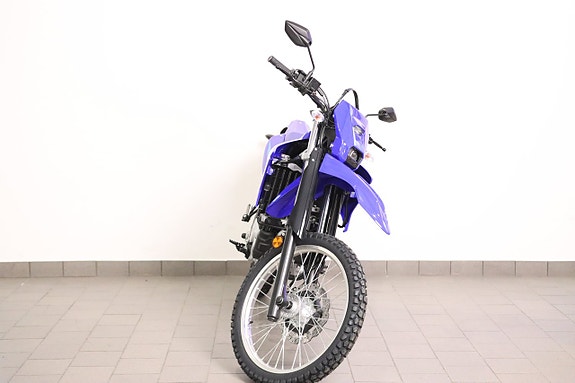 Yamaha WR125R 3 of 12