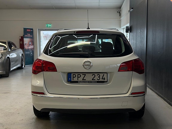 Opel Astra 20 of 21