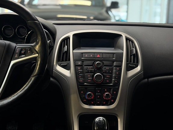 Opel Astra 11 of 21