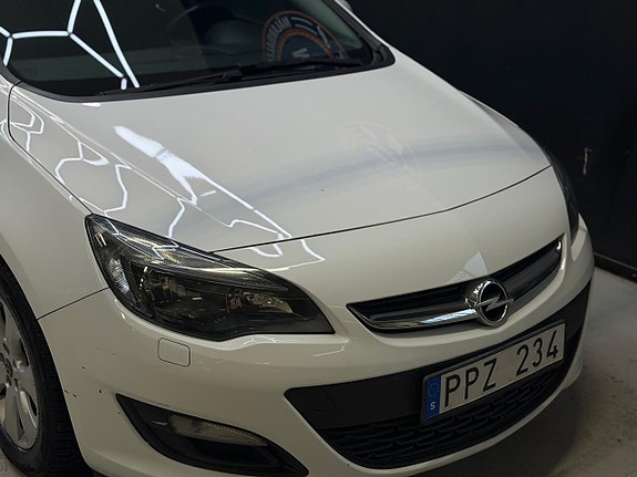 Opel Astra 6 of 21