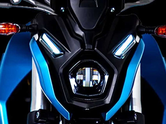 Voge R125 4 of 12