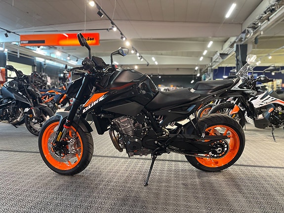 KTM 790 Duke 13 of 14