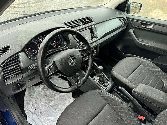 Skoda Fabia 9 of 17