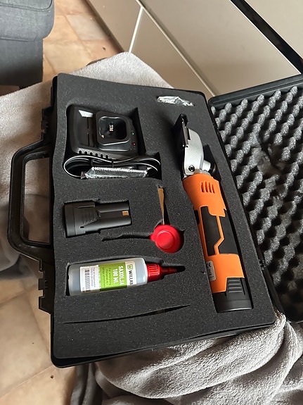 Product image 3 of 6