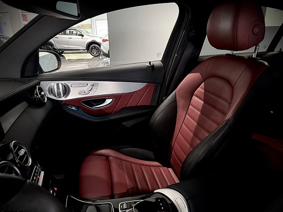 Mercedes-Benz GLC43 14 of 27