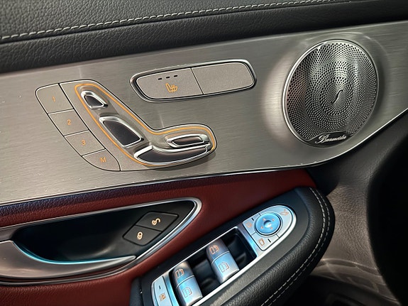 Mercedes-Benz GLC43 16 of 27