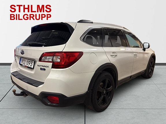 Subaru Outback 4 of 5