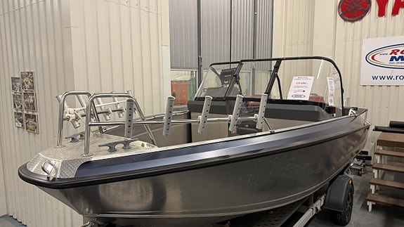 Buster X-22 med Yamaha F 70 AETL-22