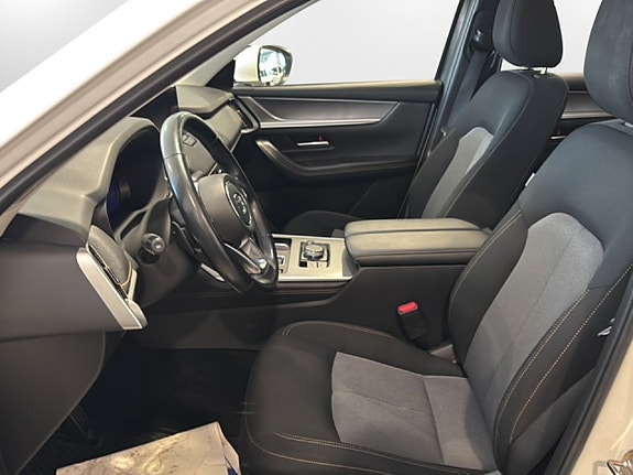 Mazda CX-60 8 of 18