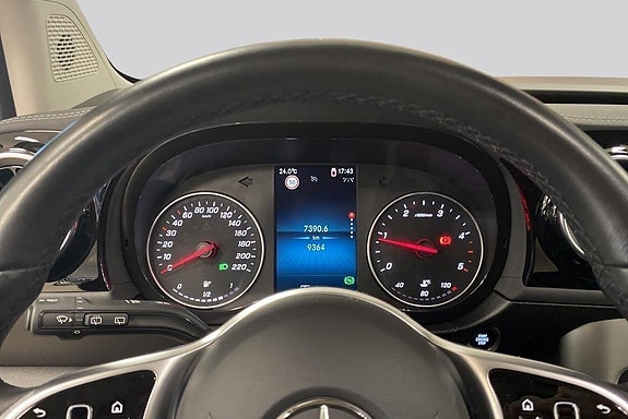 Mercedes-Benz T180 d 8 of 16