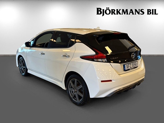 Nissan Leaf 6 of 21