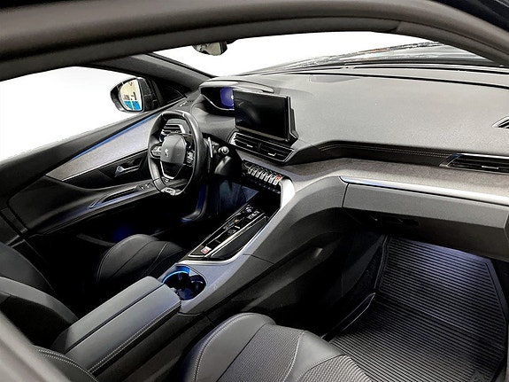 Peugeot 3008 11 of 15