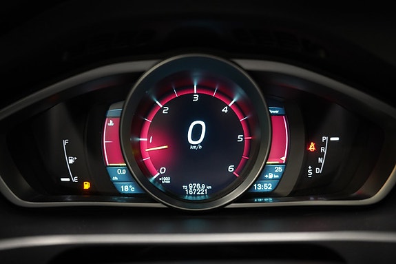 Volvo V40 Cross Country 11 of 17