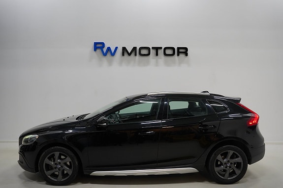 Volvo V40 Cross Country 3 of 5
