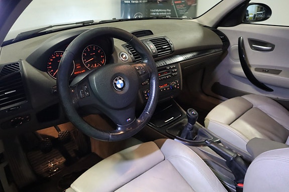 BMW 118i 7 of 18