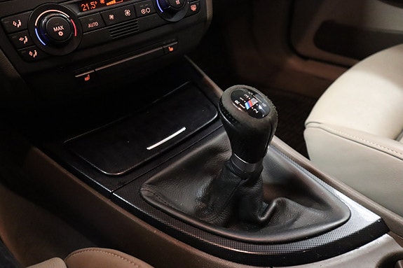 BMW 118i 13 of 18