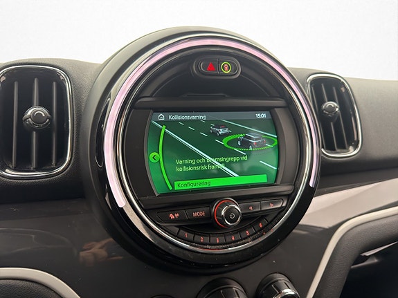MINI Countryman Cooper SE 17 of 22