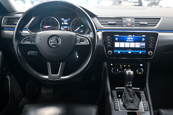 Skoda Superb 10 of 18