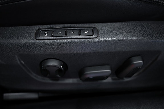 Skoda Superb 15 of 18