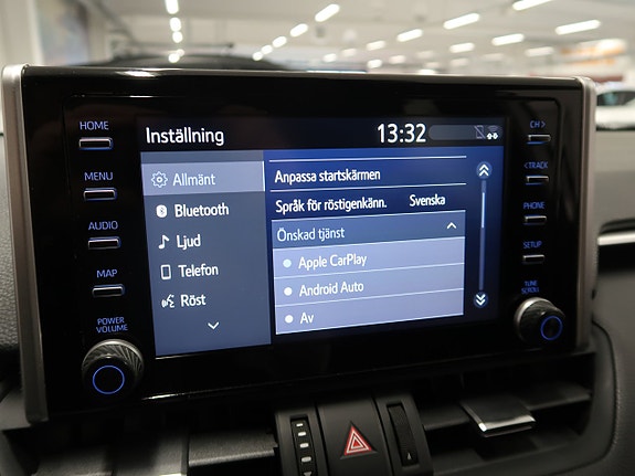 Toyota RAV4 24 of 30