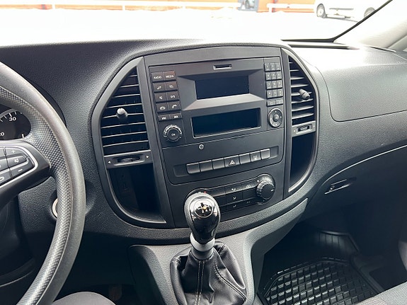 Mercedes-Benz Vito 111 13 of 14