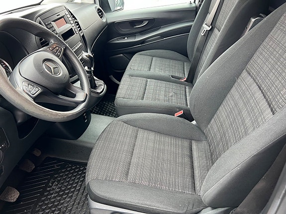 Mercedes-Benz Vito 111 12 of 14