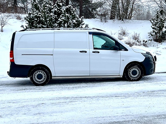 Mercedes-Benz Vito 111 8 of 14