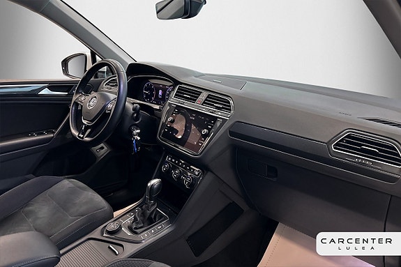 Volkswagen Tiguan 7 of 25
