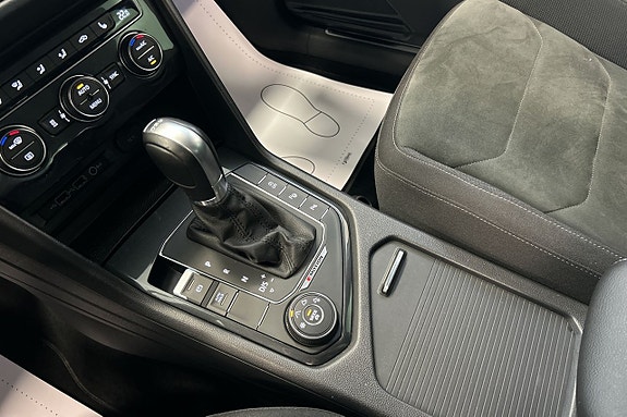 Volkswagen Tiguan 15 of 25