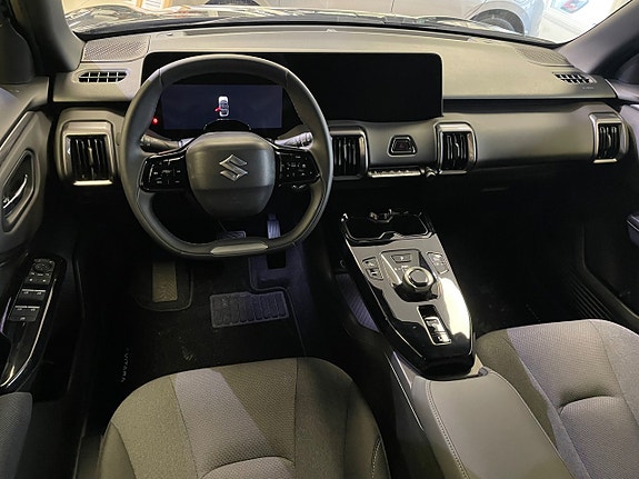 Suzuki eVitara 8 of 9