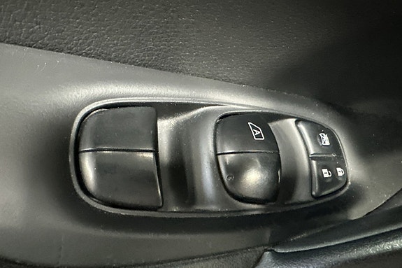 Nissan Qashqai 17 of 21