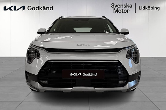 Kia Niro 2 of 17